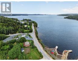 9 Bunyans Cove Road thumbnail 13