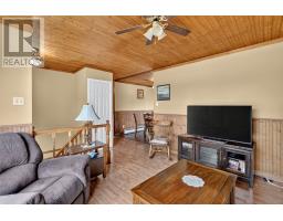 9 Bunyans Cove Road thumbnail 24