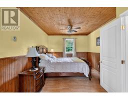 9 Bunyans Cove Road thumbnail 38