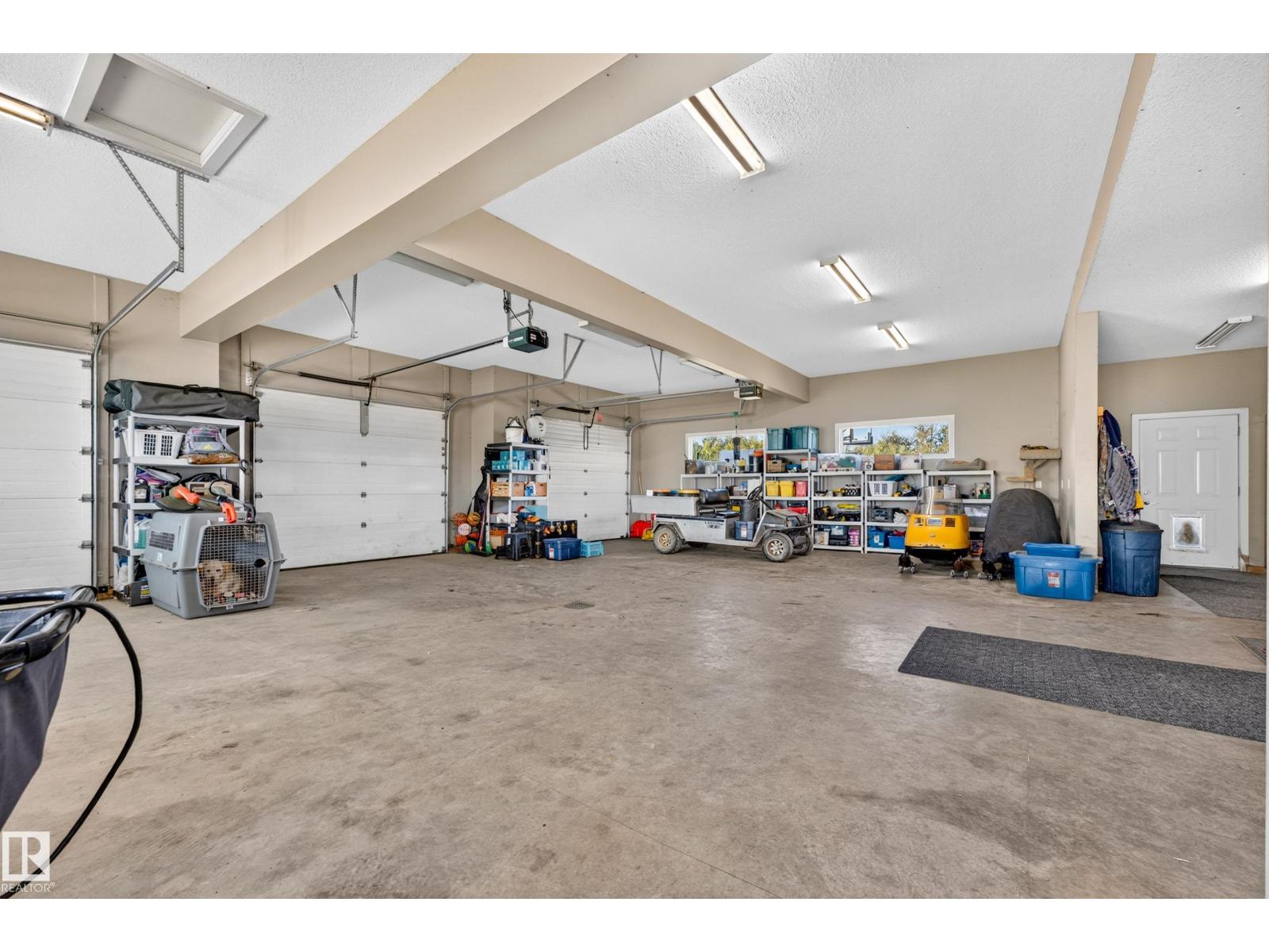 530010 RR 195 - Image 70