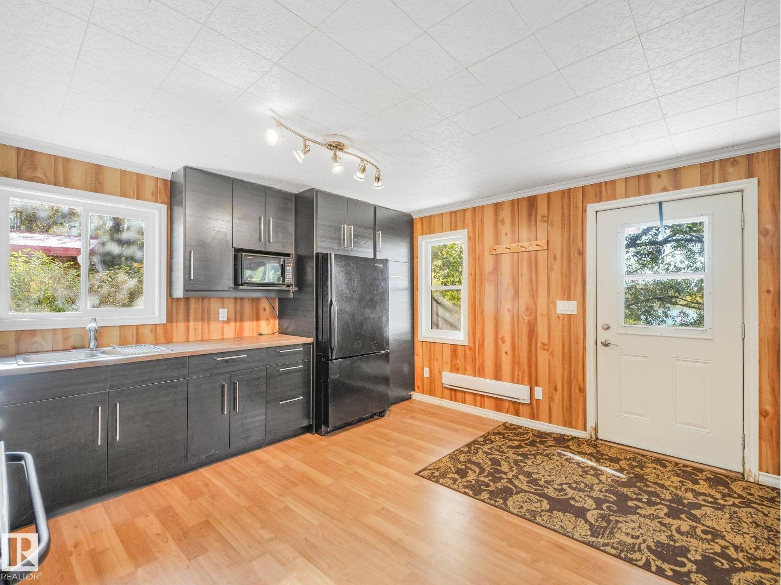 52220 Hwy 770, Jackfish Lake — photo 9 of 30: Property photo