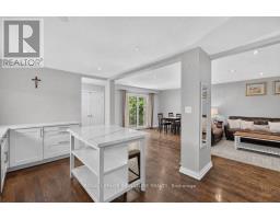 439 Ginger Downs, Mississauga, ON L5A3A8 Photo 16