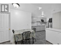 439 Ginger Downs, Mississauga, ON L5A3A8 Photo 34