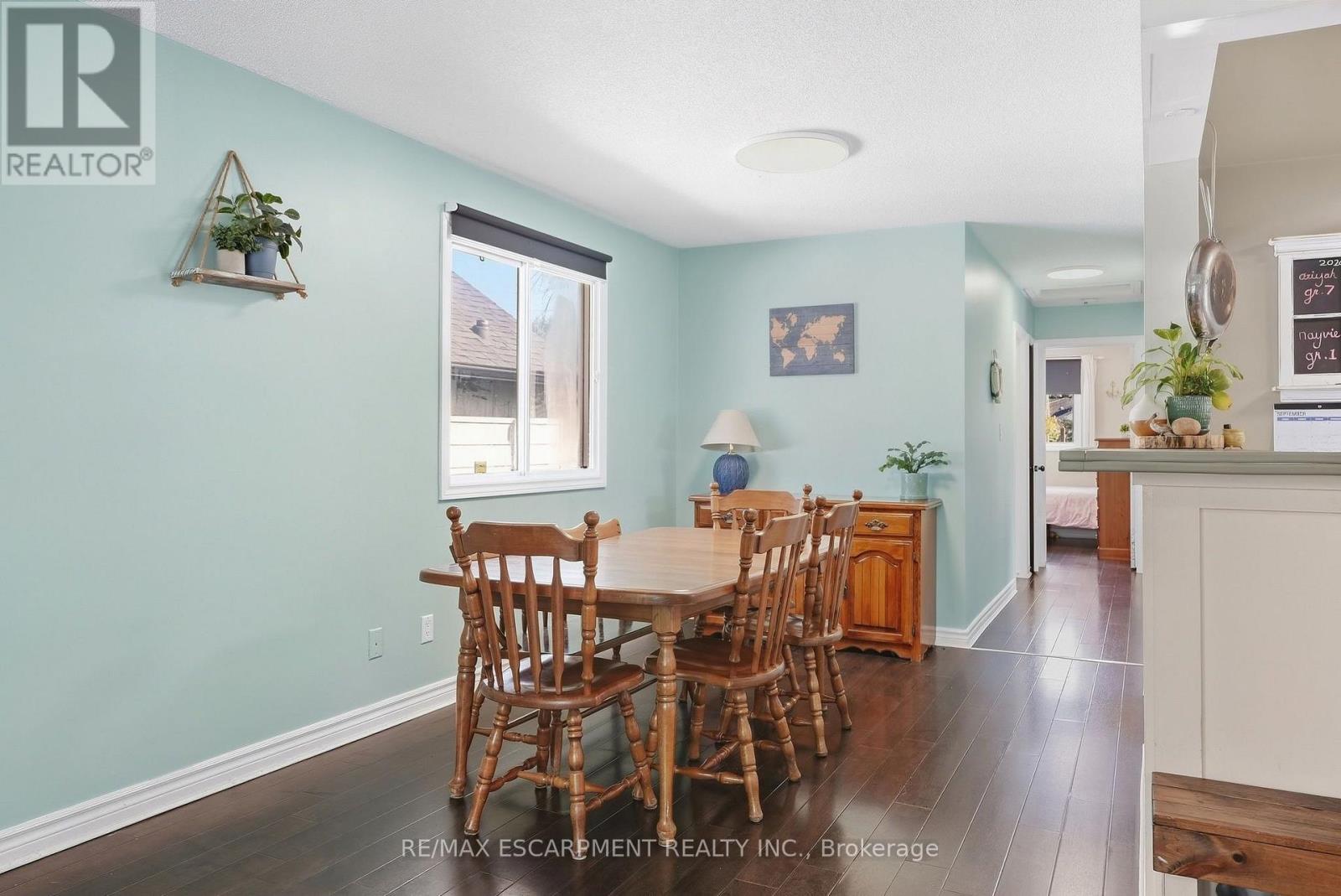 34 GRANTHAM AVENUE S - 14