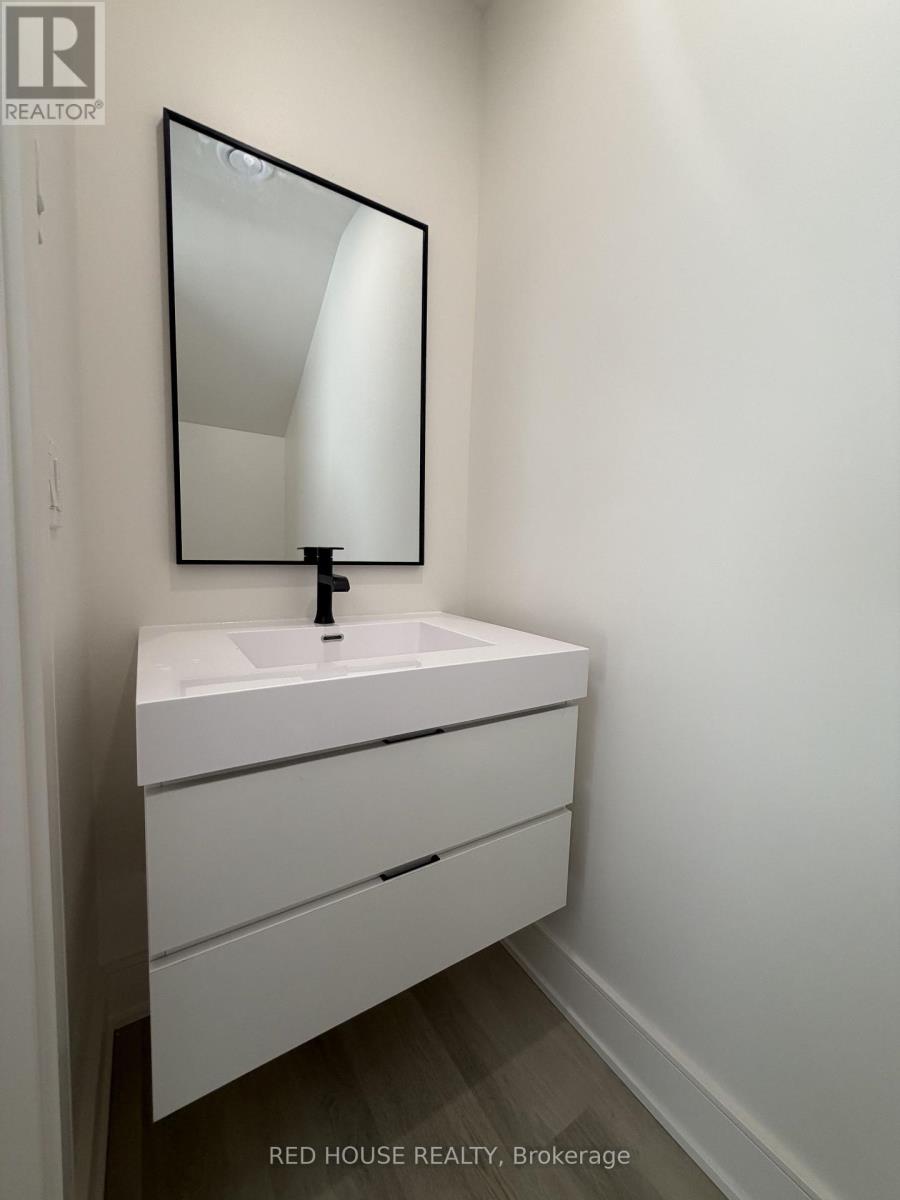 210 Ellis Avenue — photo 7