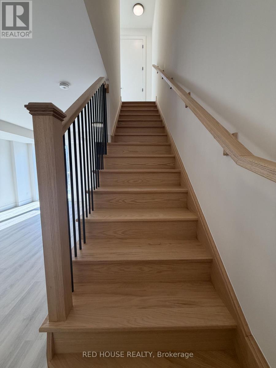 210 Ellis Avenue — photo 8