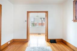 1087 Dominion Street, Winnipeg, MB R3E2P3 Photo 13