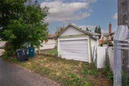 1087 Dominion Street, Winnipeg, MB R3E2P3 Photo 28