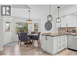 3pc Bathroom - 75 Valley Brook Circle Nw, Calgary, AB T3B5S2 Photo 13