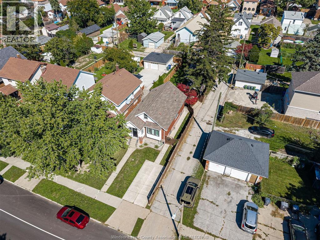 1174 PARENT AVE - Image 26