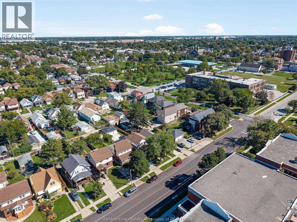 1174 PARENT AVE - Image 28