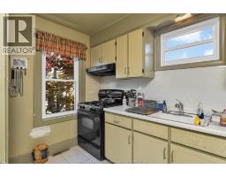 Kitchen/Dining room - 1174 Parent Ave, Windsor, ON N9A2E5 Photo 11