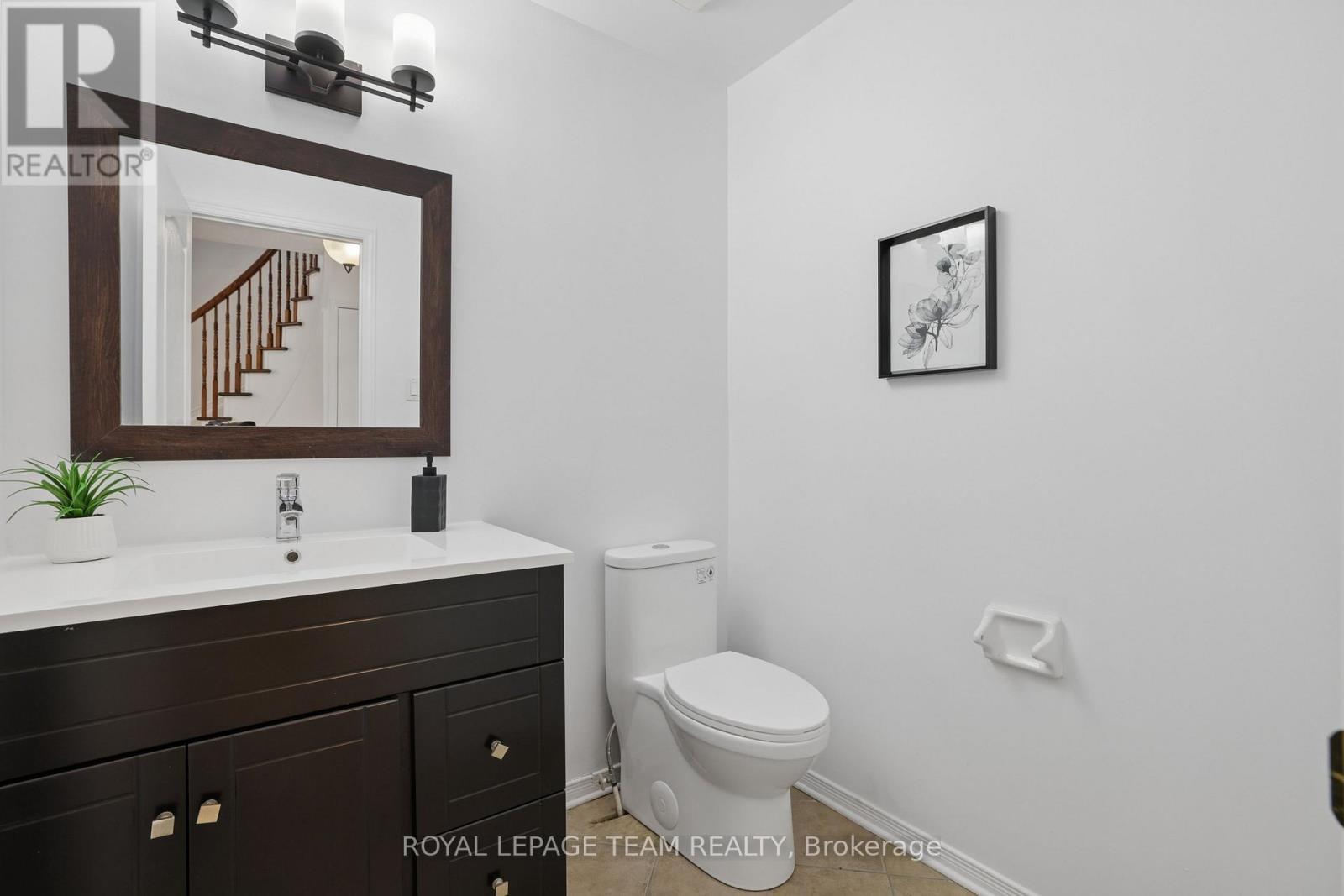 19 GREAT OAK PRIVATE - Image 6