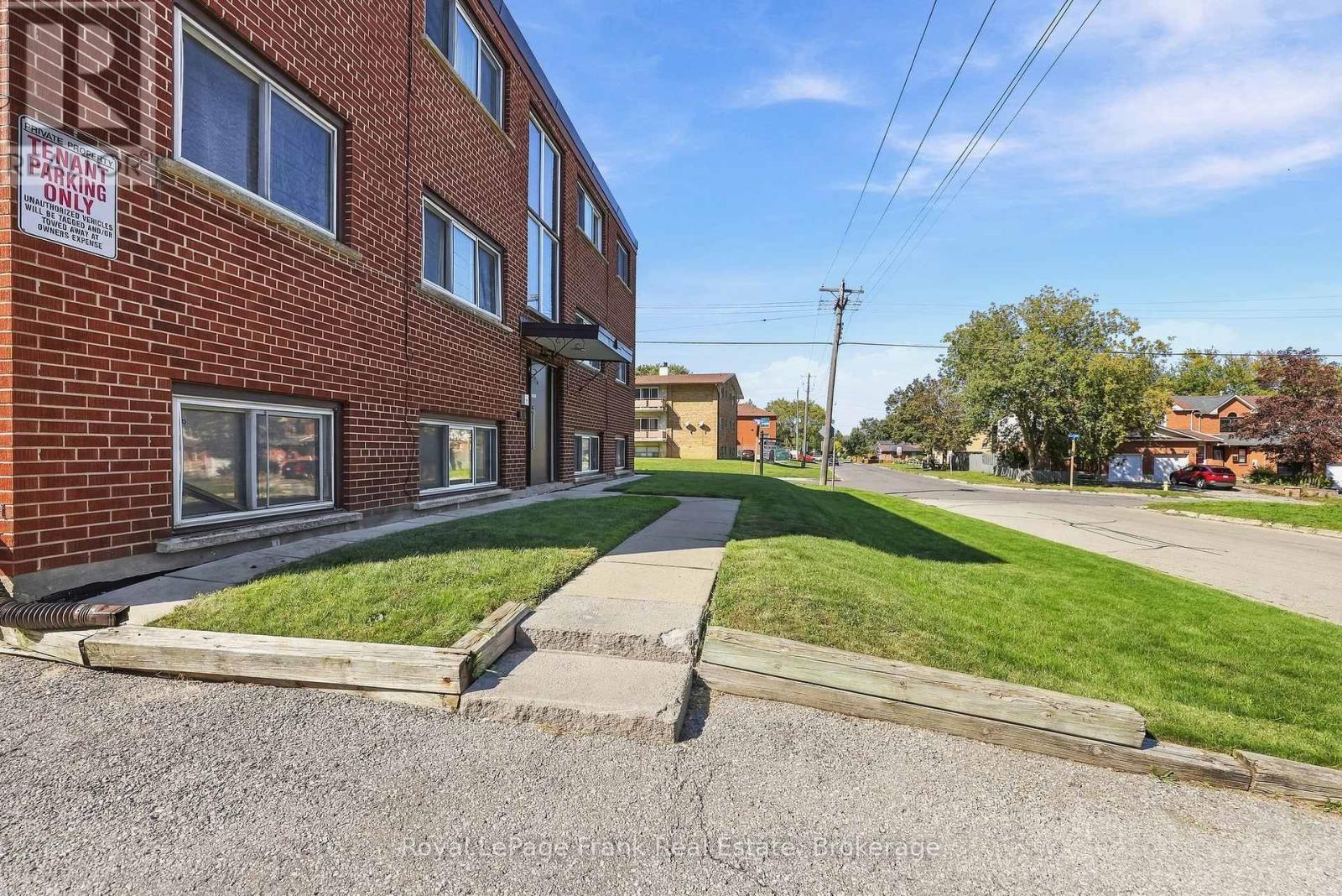 180 NIPIGON STREET, Oshawa (McLaughlin) — photo 9