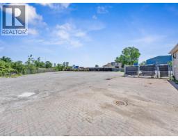 5145 Dumouchelle Street, Tecumseh, ON N9A6J3 Photo 22