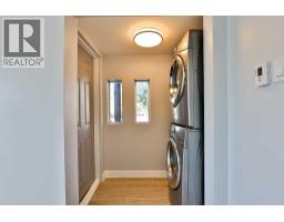 513 19 Street N - photo 5