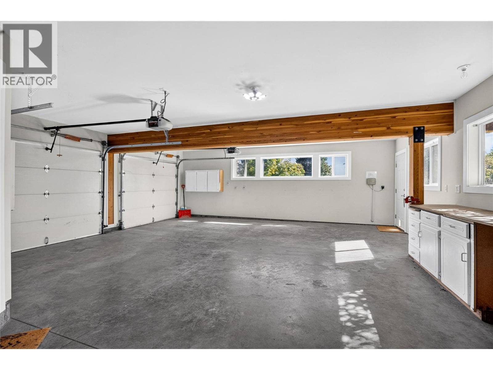 220 West Bench Drive, Penticton
