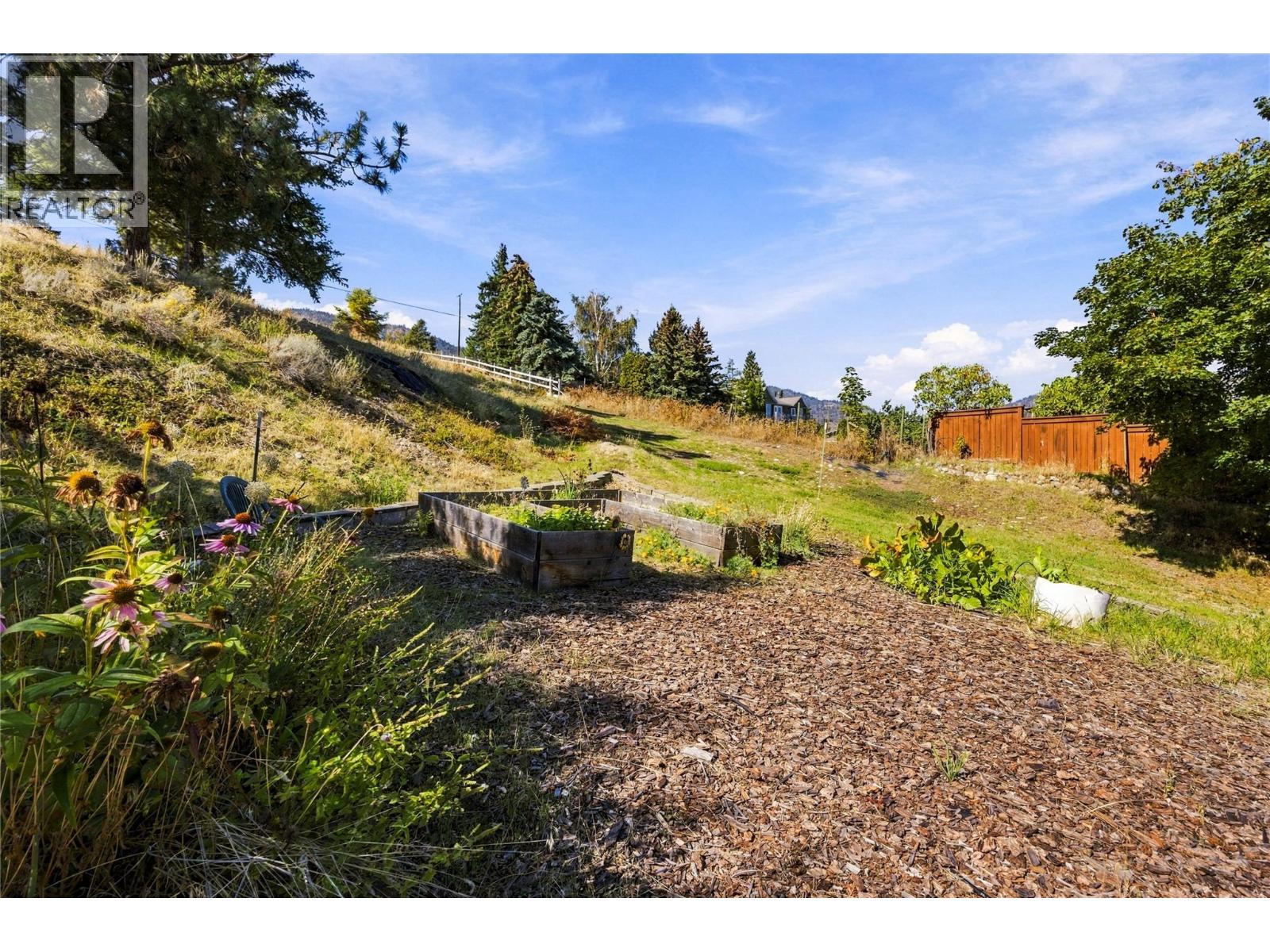 220 West Bench Drive, Penticton
