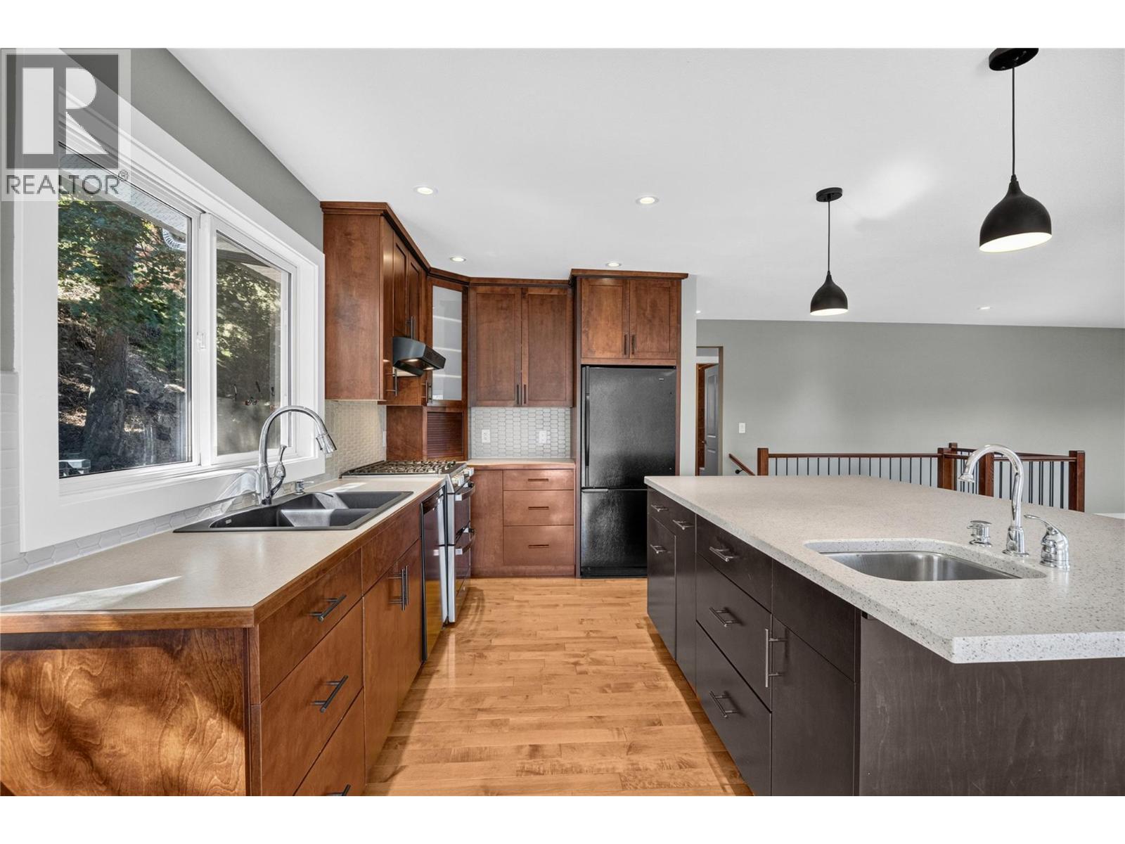 220 West Bench Drive, Penticton