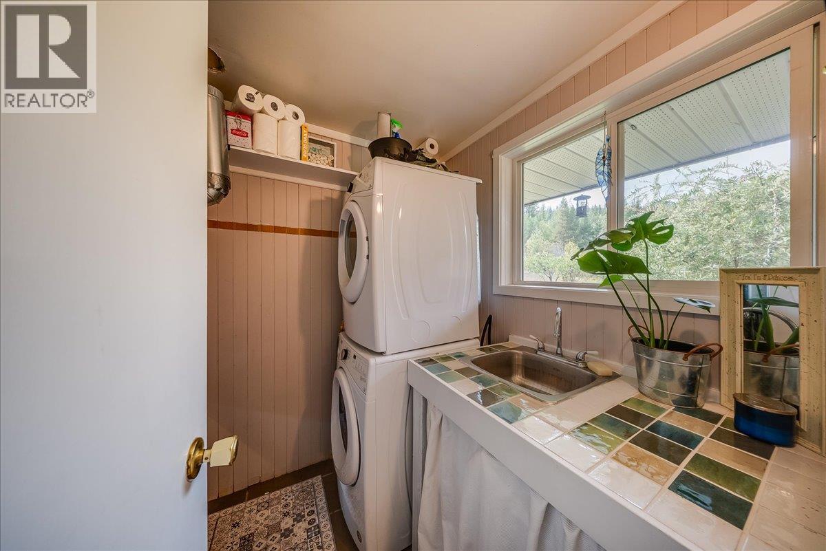 2396 NAULT Road - 22