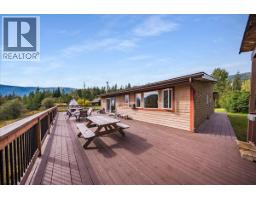 2396 Nault Road, Pass Creek, BC V1N4T5 Photo 61