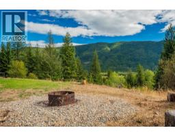 2396 Nault Road, Pass Creek, BC V1N4T5 Photo 59