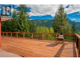 2396 Nault Road, Pass Creek, BC V1N4T5 Photo 37