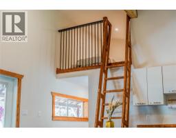 2396 Nault Road, Pass Creek, BC V1N4T5 Photo 49