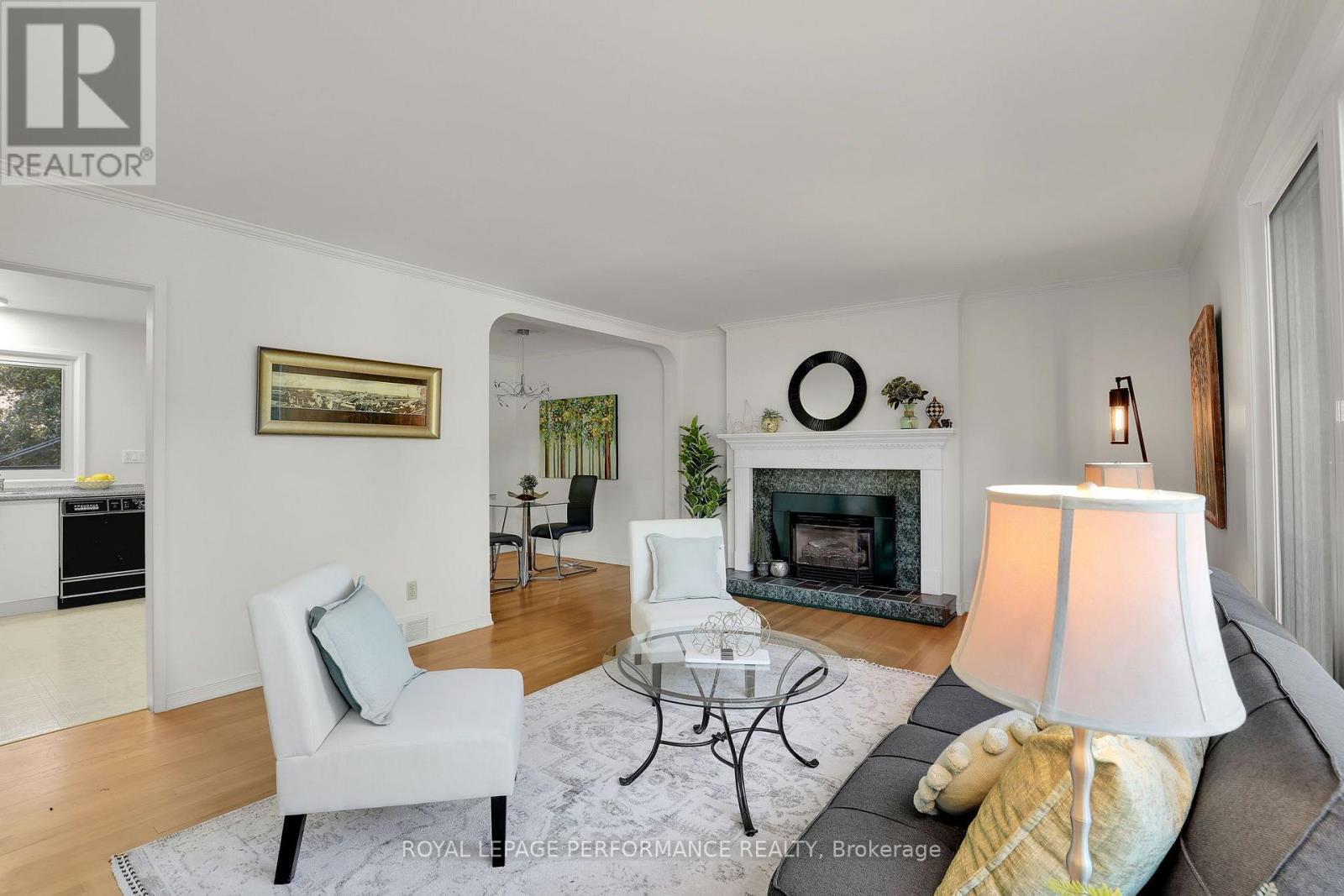 25 Thorncliff Place