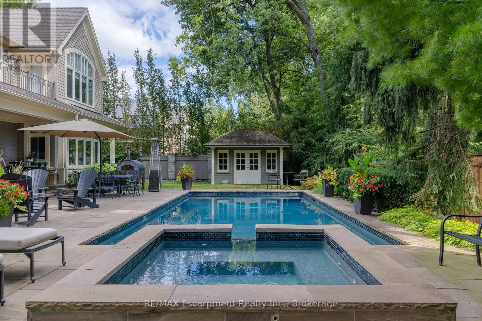1074 LAVENDER LANE - Image 40