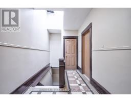 1 - 1072 St Clair Avenue W, Toronto, ON M6E3H3 Photo 6