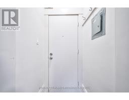 1 - 1072 St Clair Avenue W, Toronto, ON M6E3H3 Photo 7