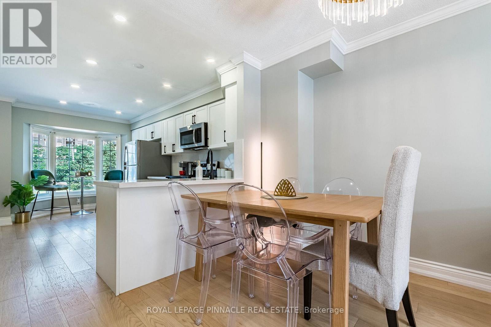 #4 3480 UPPER MIDDLE ROAD - 20
