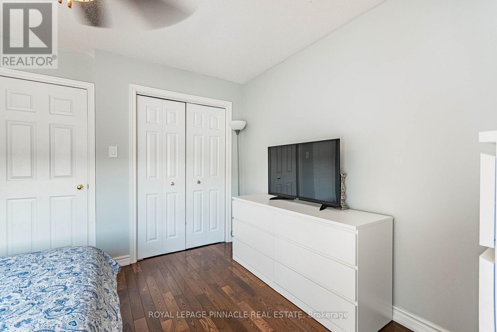 #4 3480 UPPER MIDDLE ROAD - 30