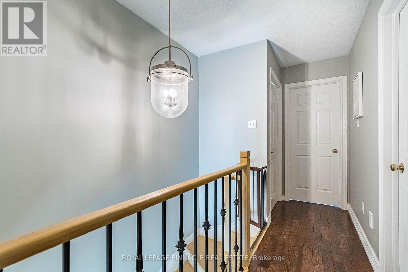 #4 3480 UPPER MIDDLE ROAD - 36