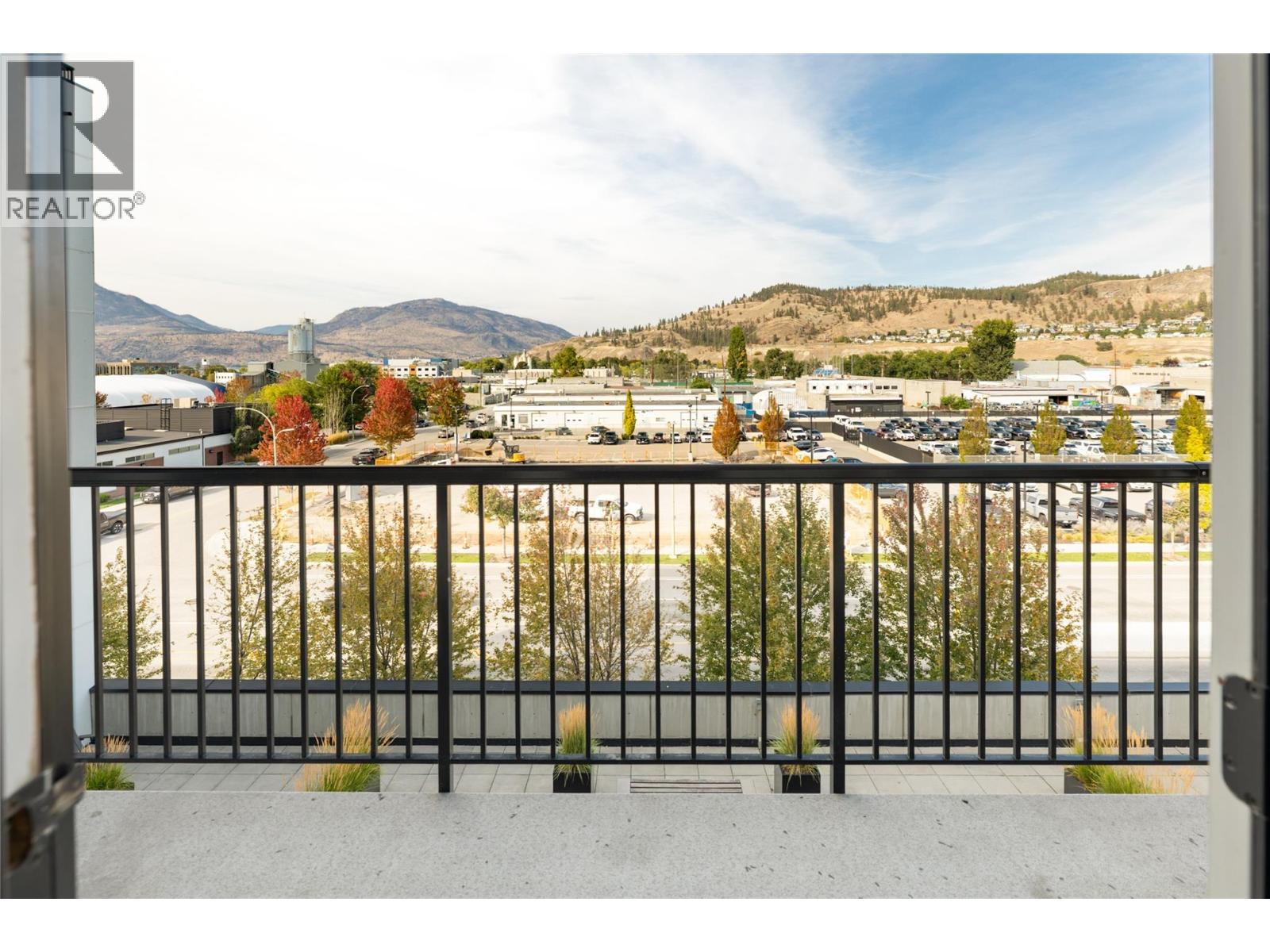 403 1215 St. Paul Street, Kelowna