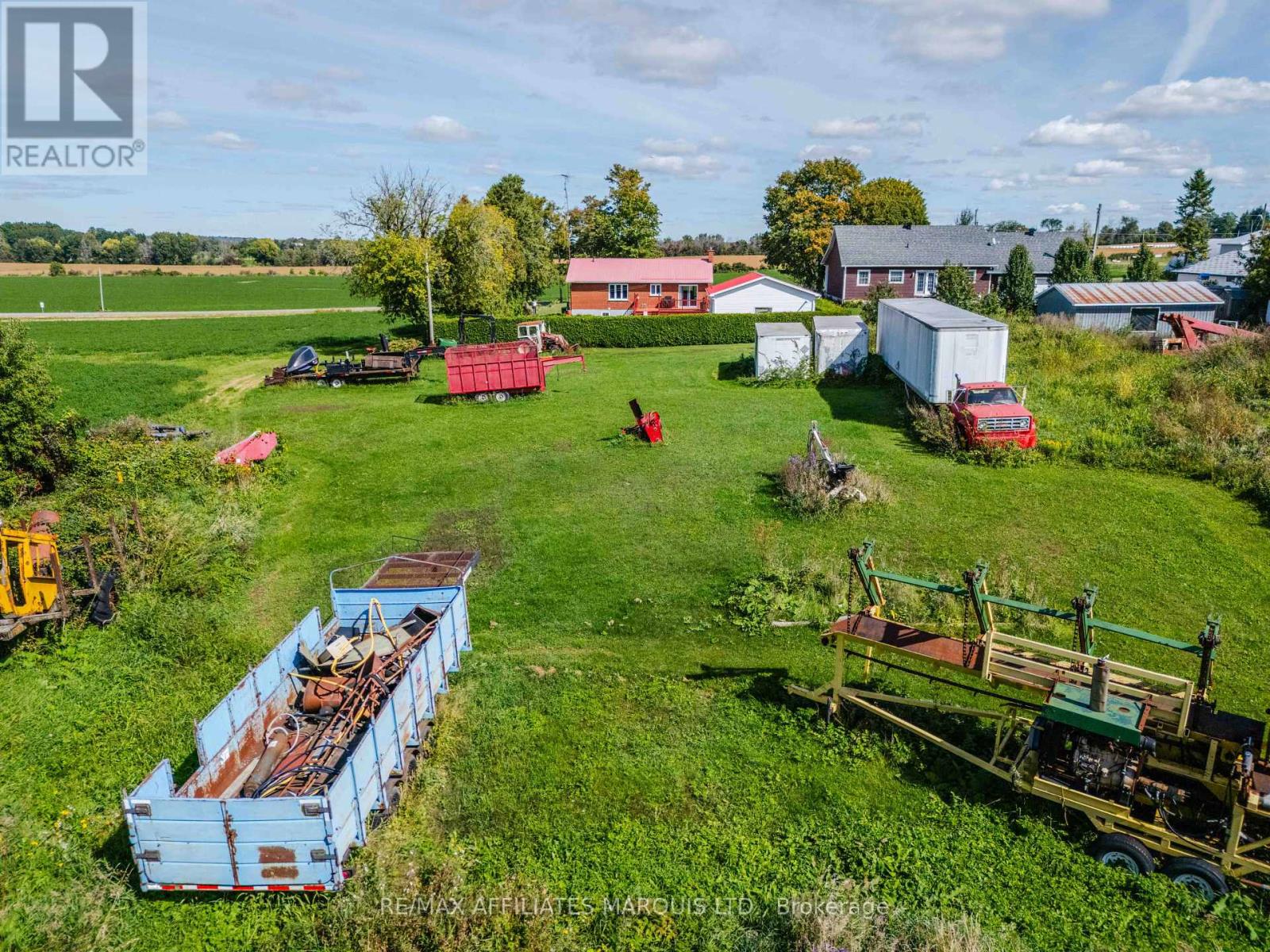 2448 OLD MILITARY ROAD - Image 35