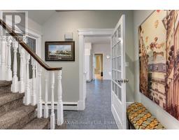 Bathroom - 204 Delamere Avenue, Stratford, ON N5A4Z5 Photo 8