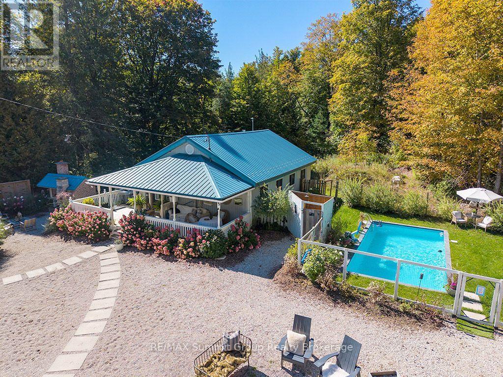 467063 12th Concession B, Grey Highlands, Ontario, N0C1E0, Grey Highlands, Ontario — photo 2 of 5
