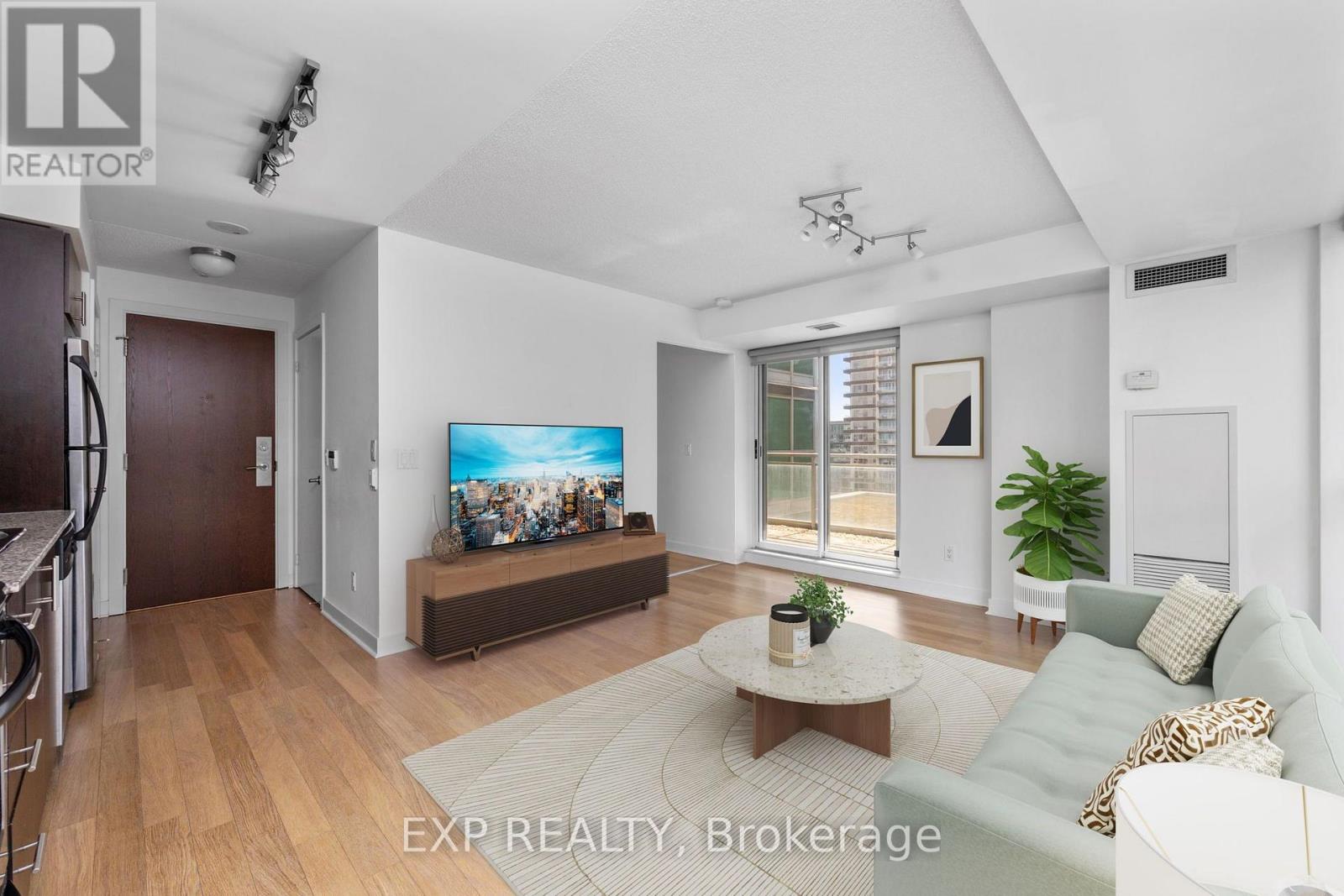 Photo of 712 - 80 WESTERN BATTERY ROAD