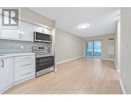 1526 - 250 Wellington Street W, Toronto, ON M5V3P6 Photo 6
