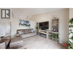 3pc Bathroom - 1 Park Close, Whitecourt, AB T7S1S7 Photo 10