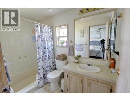 2910 29 Street S - photo 16