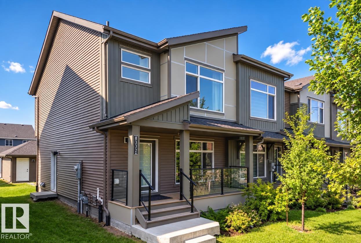 8322 CHAPPELLE WY SW, Edmonton, Alberta, T6W4L3