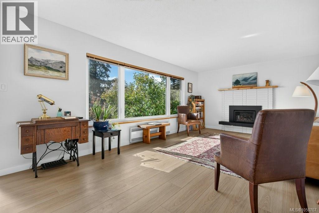 2158 Downey Ave - Image 15