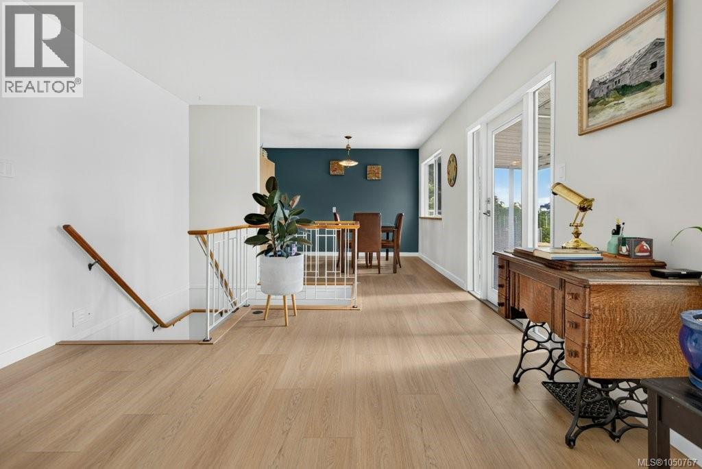 2158 Downey Ave - Image 21