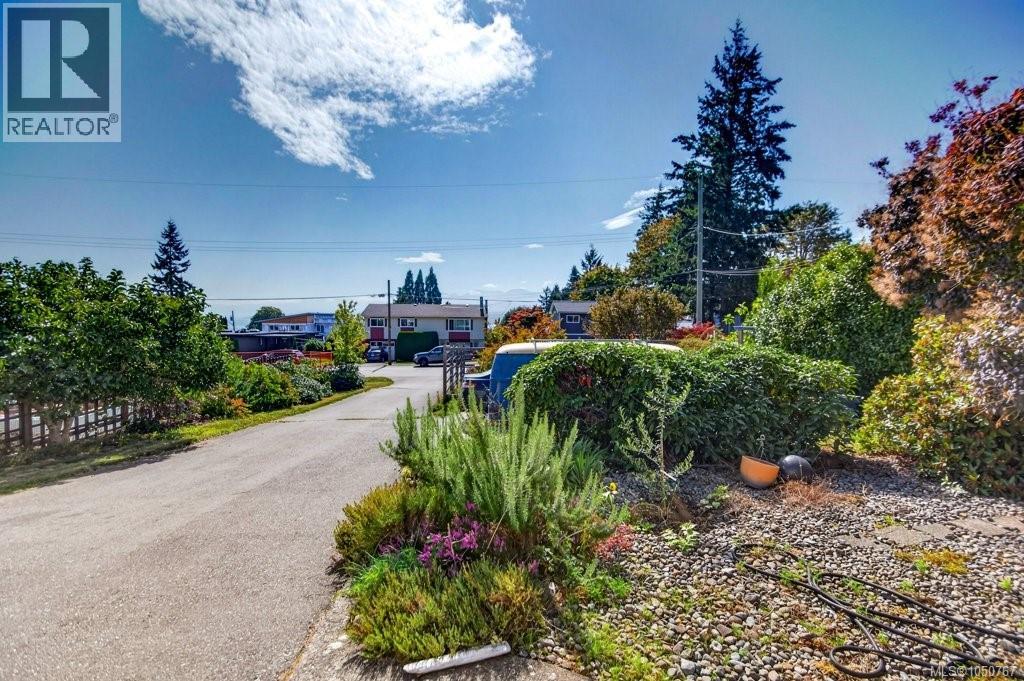 2158 Downey Ave - Image 70