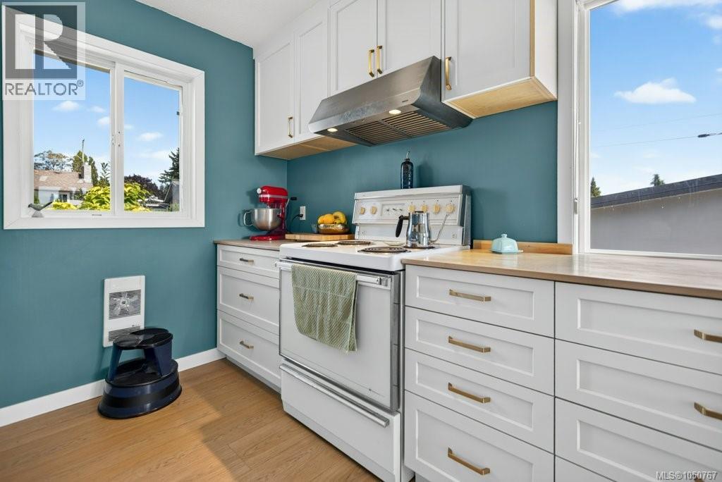 2158 Downey Ave - Image 30