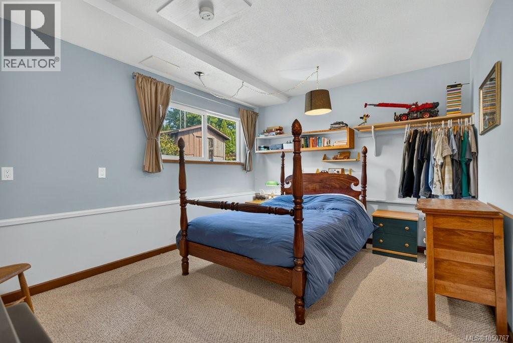 2158 Downey Ave - Image 58