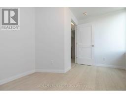 Th 01 - 1010 Portage Parkway, Vaughan, ON L4K0K3 Photo 17